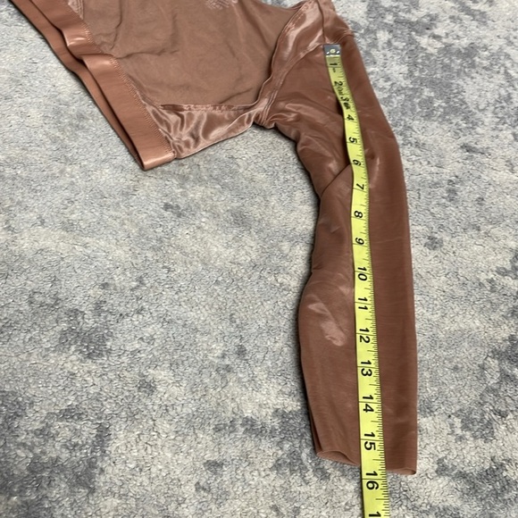 New Skims Barely There Open Bust Arm Shaper Smoothing Sz S - Picture 10 of 10